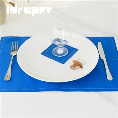 Marineblå stofservietter
